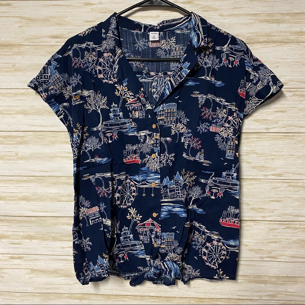 NWT Boardwalk Button Up Tie Front T Shirt